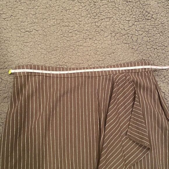 J Jill Miss Green Faux Wrap Skirt Size Medium Pin Stripes - Picture 6 of 9